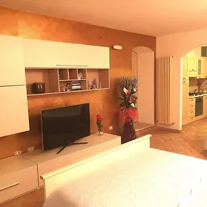  Affittacamere Casa Mica